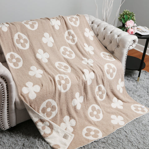 Daisy Throw Blanket
