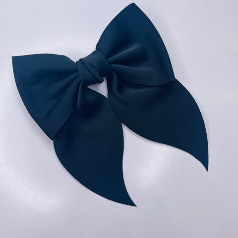 Short Tail Bows