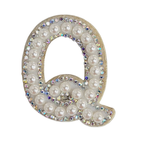 Pearl ion-on letters - Q