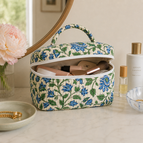 Blue Quilted Bag Print